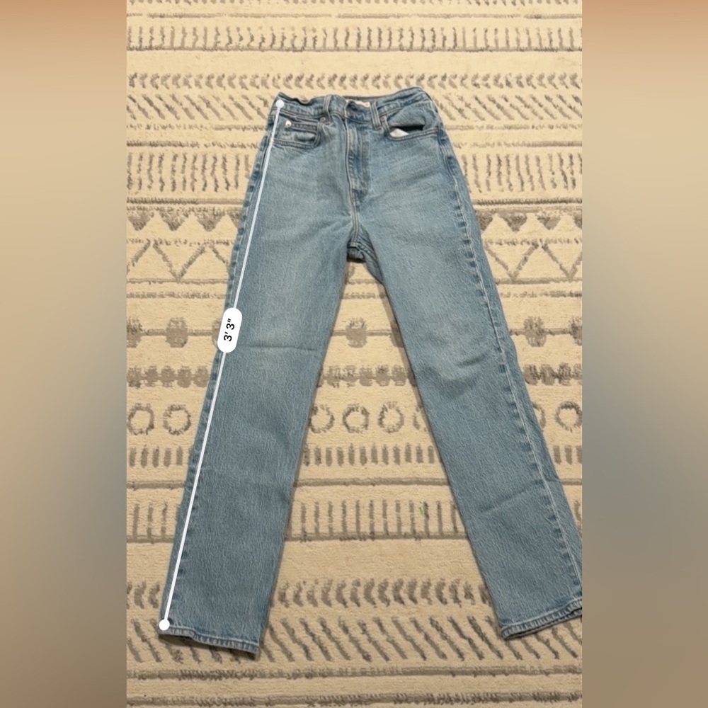 Levi's Women's Light Blue Straight Leg Jeans